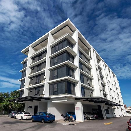 Scott Signature Suites By Alv George Town Exteriör bild