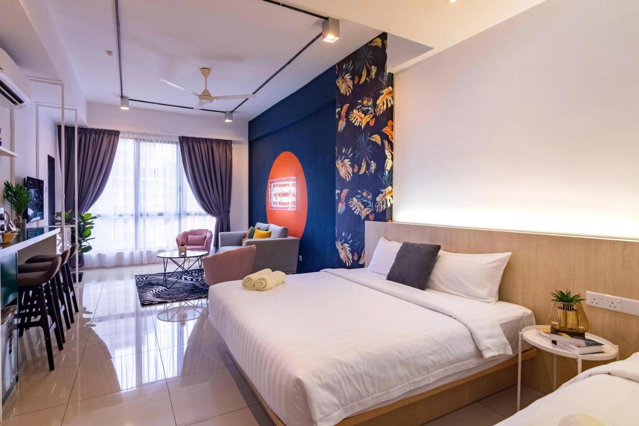 Scott Signature Suites By Alv George Town Exteriör bild