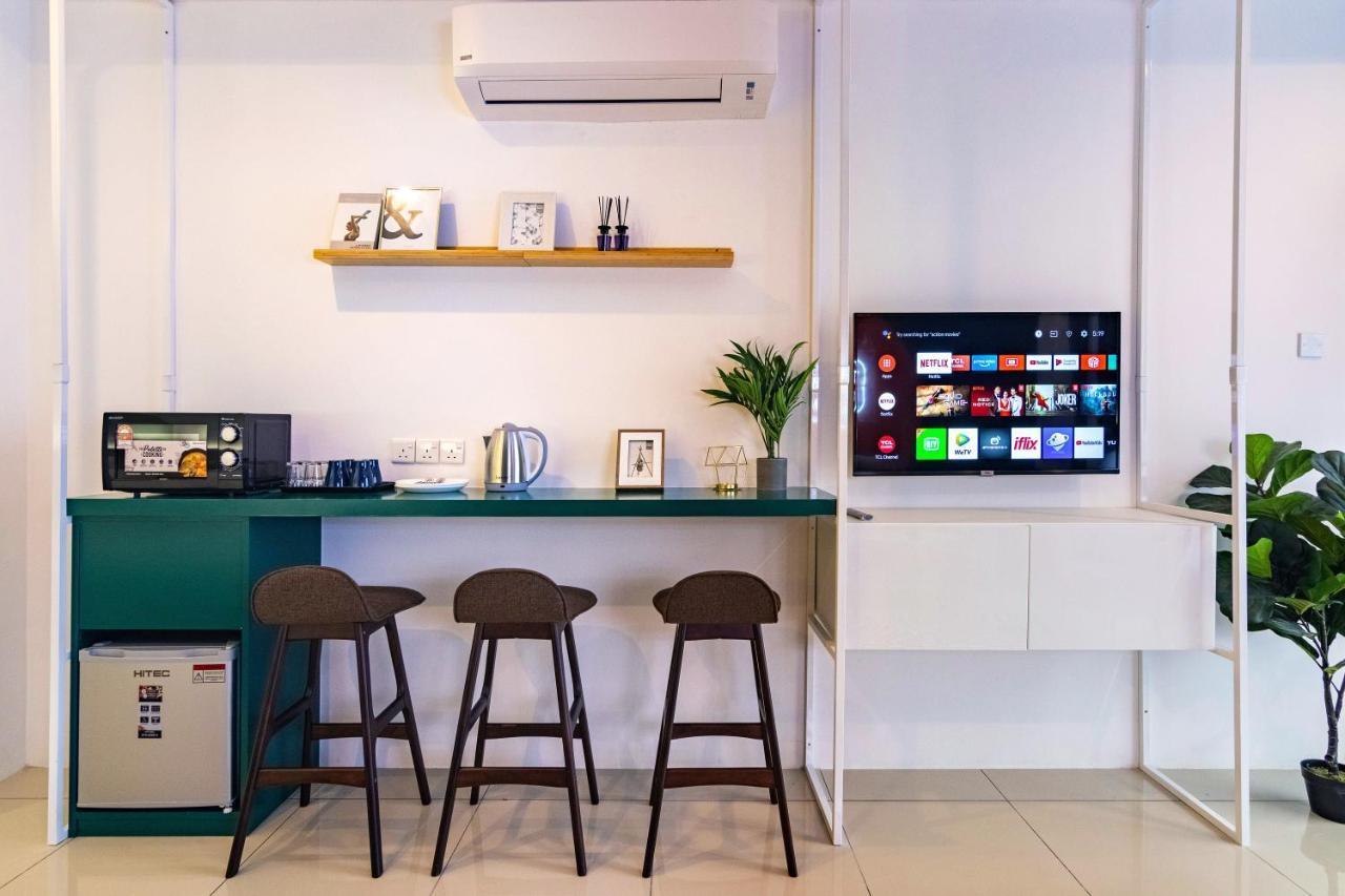Scott Signature Suites By Alv George Town Exteriör bild