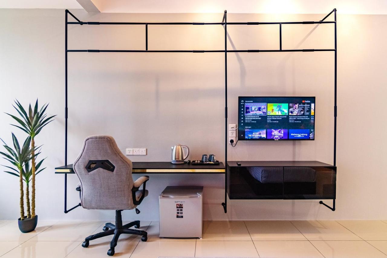 Scott Signature Suites By Alv George Town Exteriör bild