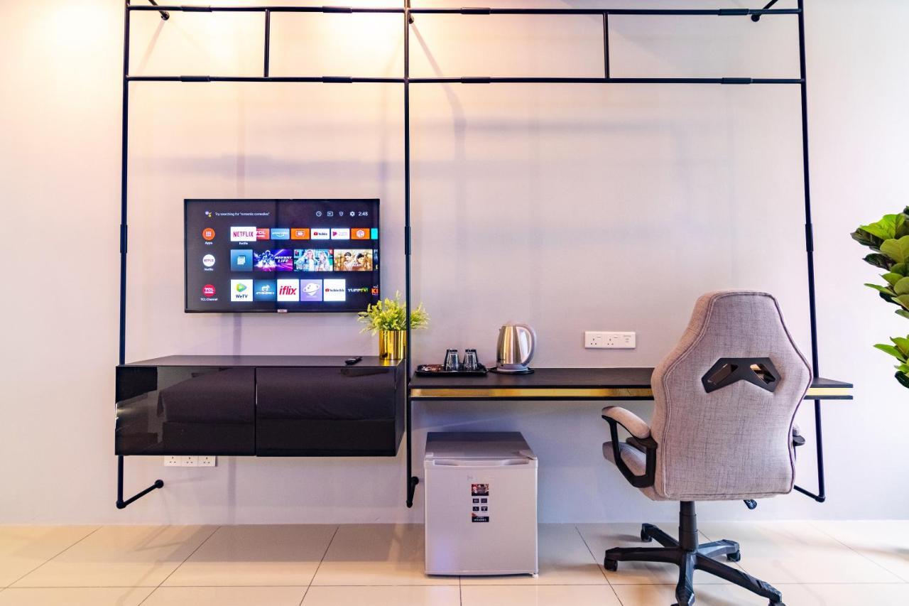 Scott Signature Suites By Alv George Town Exteriör bild