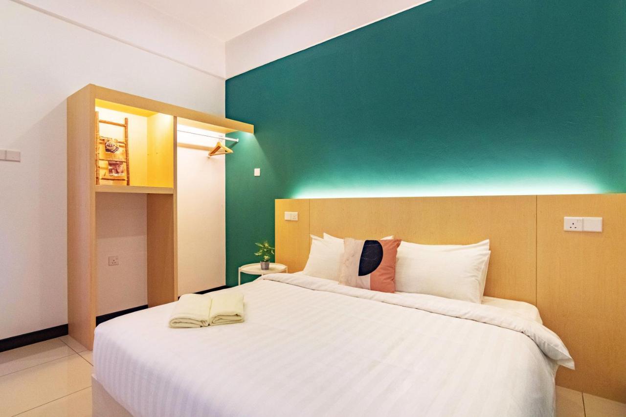 Scott Signature Suites By Alv George Town Exteriör bild